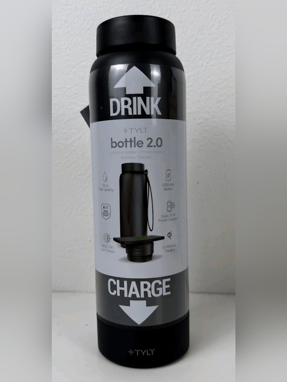 TYLT Bottle 2.0 Hydration Bottle With Built In Power Bank & Wireless Charger NEW